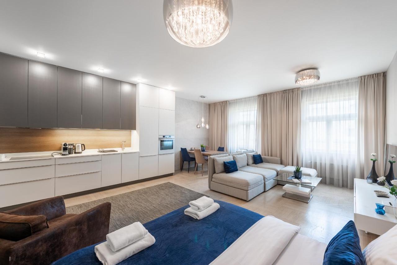 New Luxury Apt With Ac&Parking In The Center Of Prague Lägenhet Exteriör bild