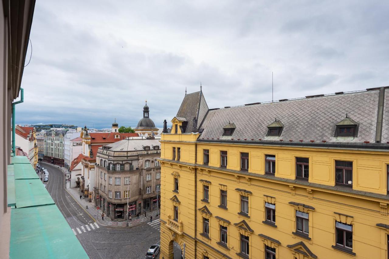 New Luxury Apt With Ac&Parking In The Center Of Prague Lägenhet Exteriör bild